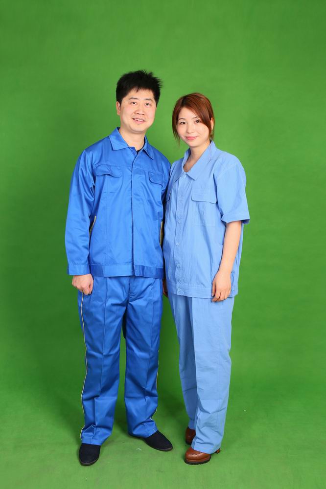 勤工服